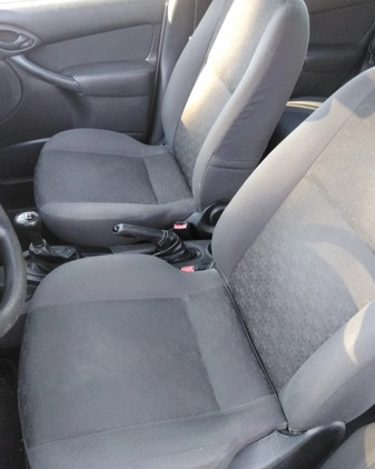 Ford Focus cena 4500 przebieg: 185000, rok produkcji 2003 z Wołomin małe 29